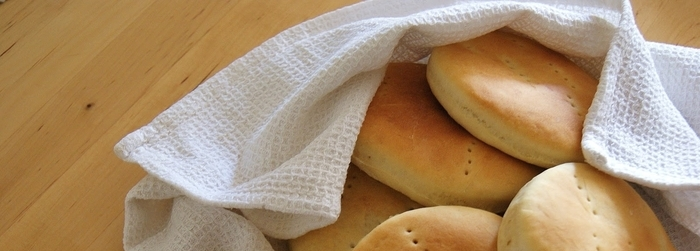 Europan te enseña a preparar pan de amasado chileno